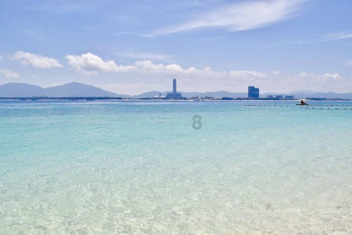 大山羔羊逃生