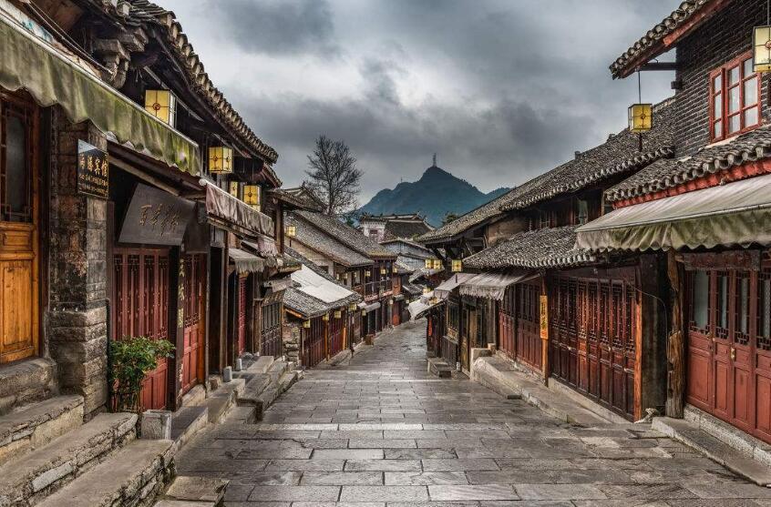 跌不完，根本就跌不完